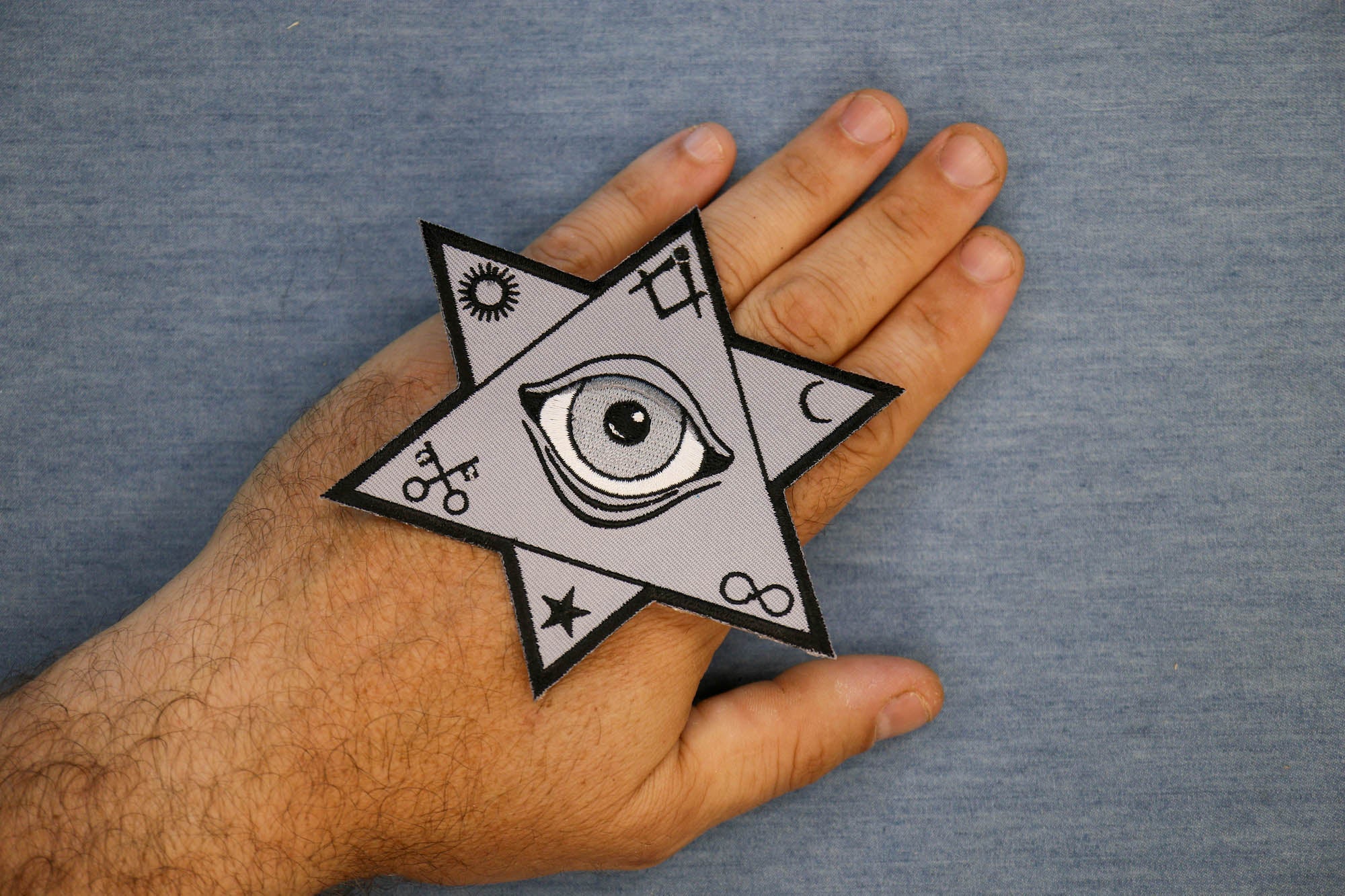 Illuminati Sign Embroidered Patch - Mysterious and Symbolic Design(  4 x 4 inches )